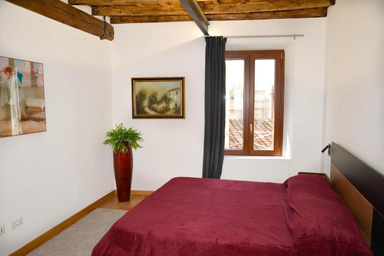 Fidia Palace Marco Aurelio'S Apartment Colosseo Рим Екстер'єр фото