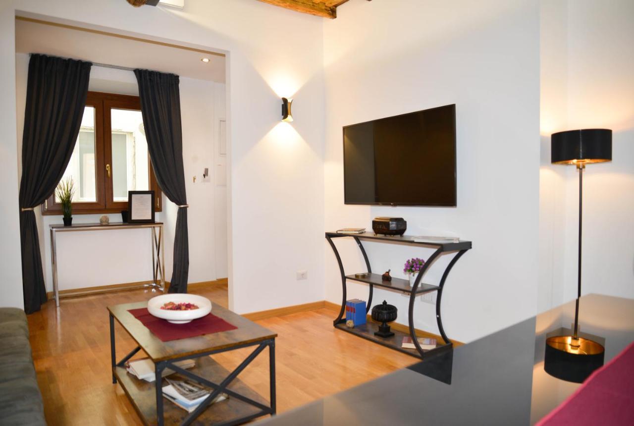 Fidia Palace Marco Aurelio'S Apartment Colosseo Рим Екстер'єр фото